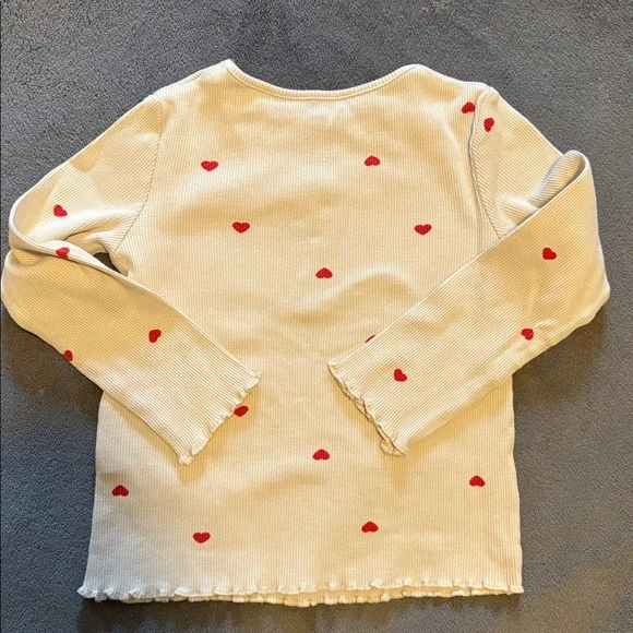 H&M Toddler Cream Long Sleeve Shirt with Red Hearts - Picture 3 of 3